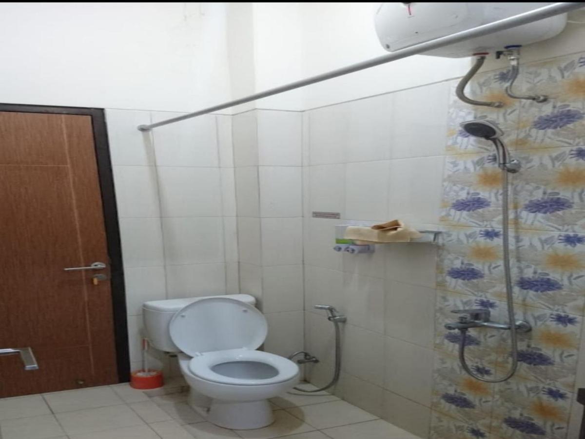 Karana House Syariah Hotel Mlati Exterior foto