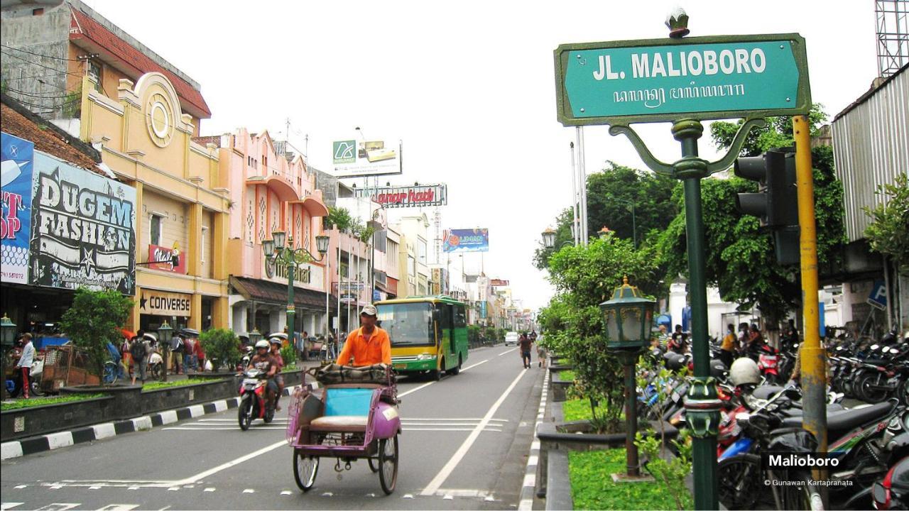 Karana House Syariah Hotel Mlati Exterior foto